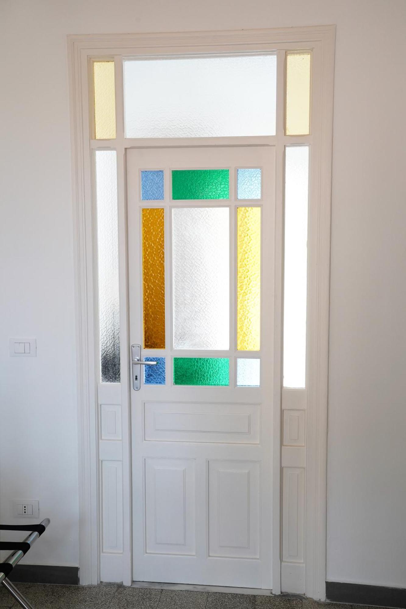Ducas Rooms And Suite Lascari Exteriör bild